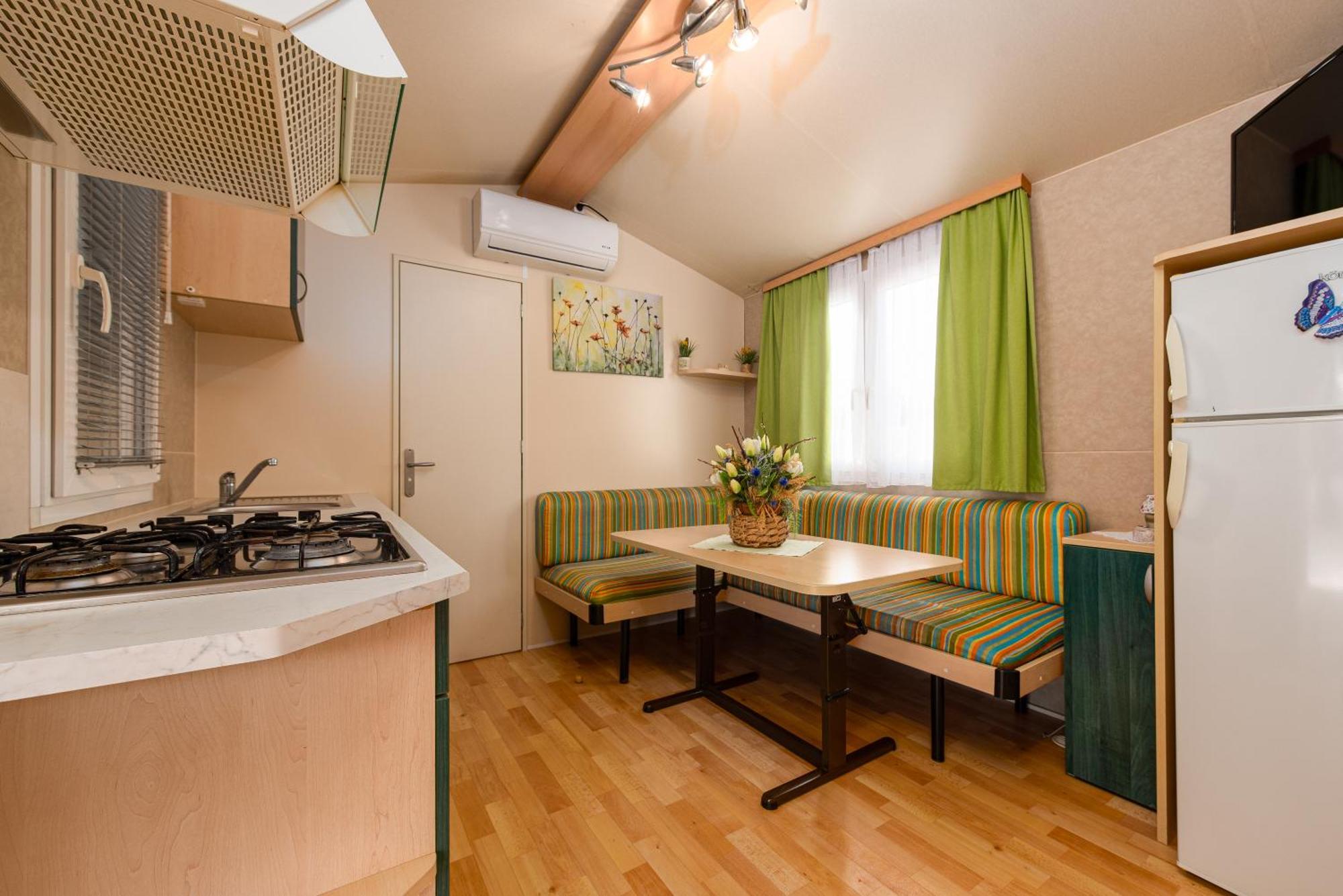Camp Mrkva Mobile Homes With Pool Sukošan 客房 照片