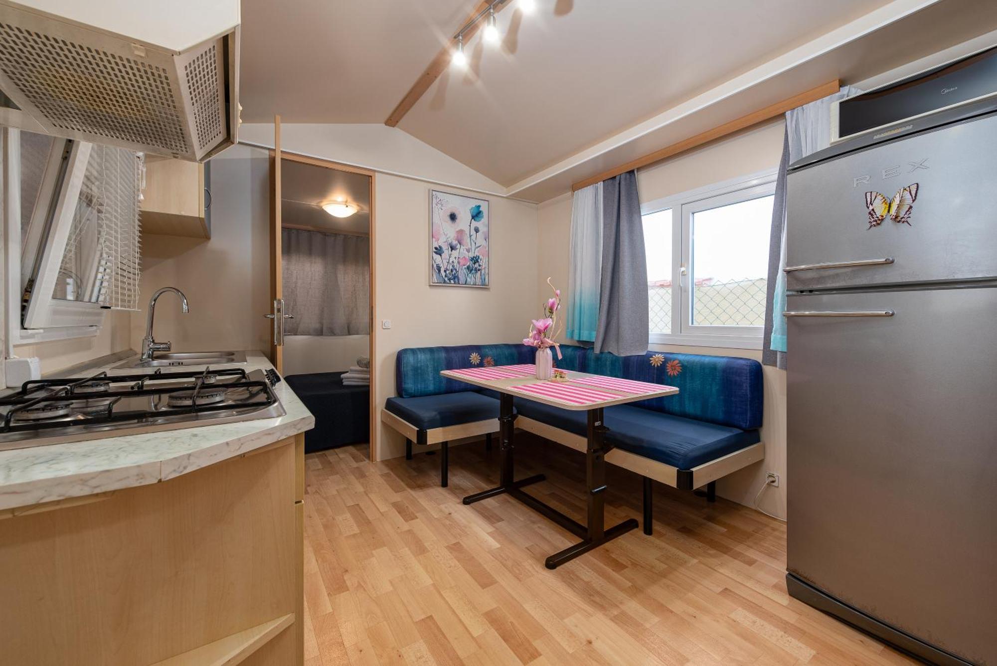 Camp Mrkva Mobile Homes With Pool Sukošan 客房 照片